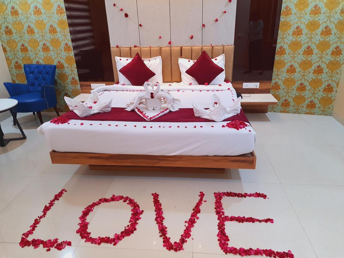 Hotel Amore Udaipur Exteriör bild