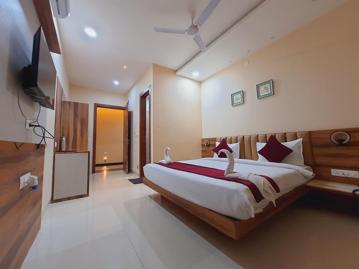 Hotel Amore Udaipur Exteriör bild